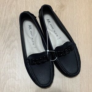 Anne Klein Textured Black Loafers